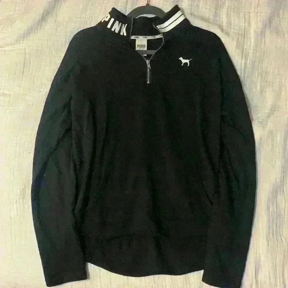 PINK Sweatshirt